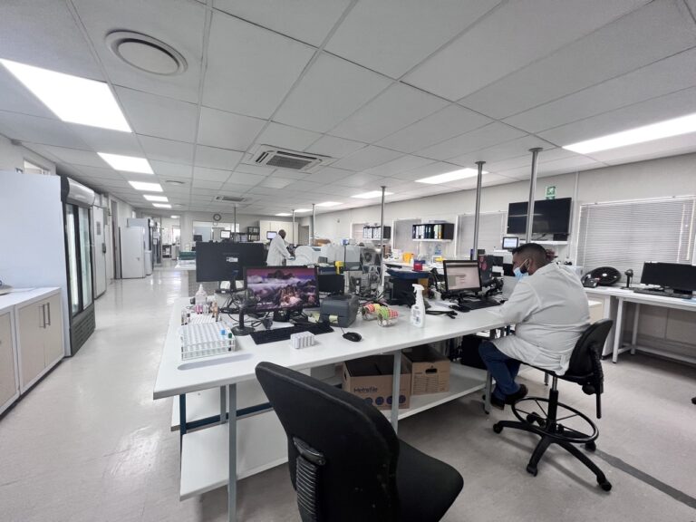 Inside Lancet Labs Gallery Lancet Laboratory