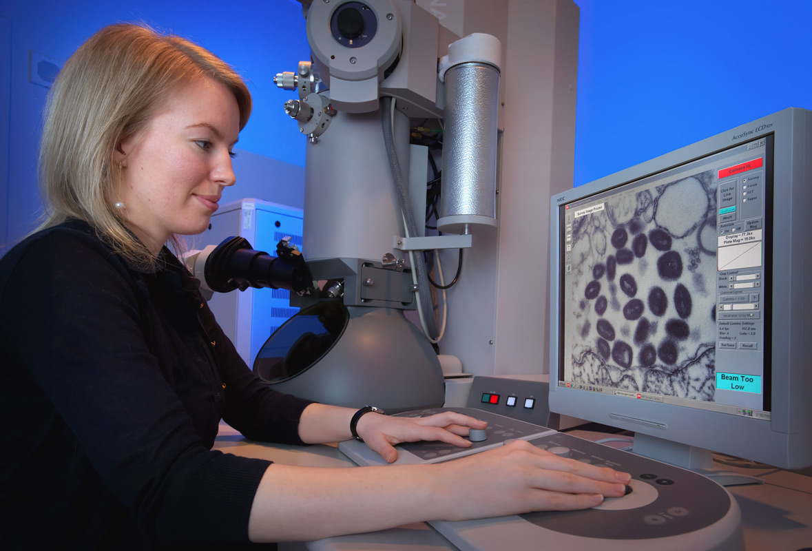 Improvement of the quality of cardiopulmonary resuscitation performed with Real CPR Lancet